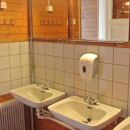 Hostal Porvoo Hostel *